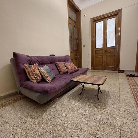 Room No5 A Private Room With Balcony For Men Only And No Ladies Allowed غرفة خاصة للرجال فقط ممنوع السيدات Alejandría Exterior foto