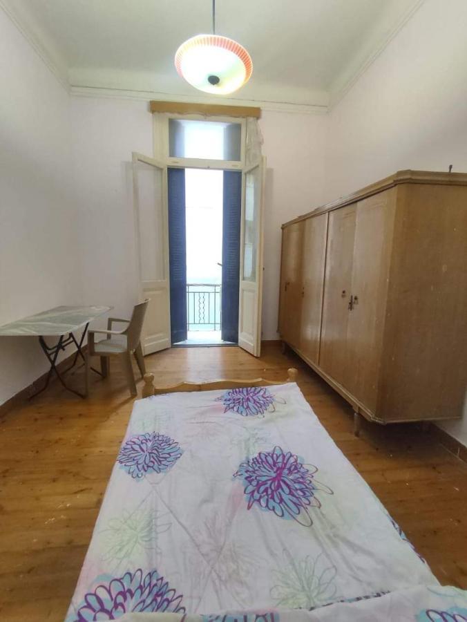 Room No5 A Private Room With Balcony For Men Only And No Ladies Allowed غرفة خاصة للرجال فقط ممنوع السيدات Alejandría Exterior foto